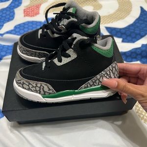 Jordan Retro 3s Size 7C